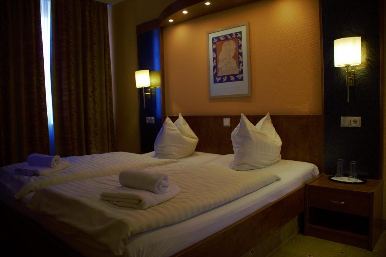 Hotel Am Bahnhof Weilburg Luaran gambar