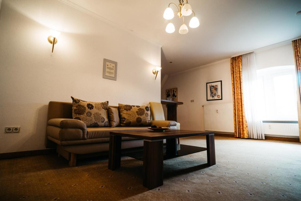 Hotel Am Bahnhof Weilburg Luaran gambar